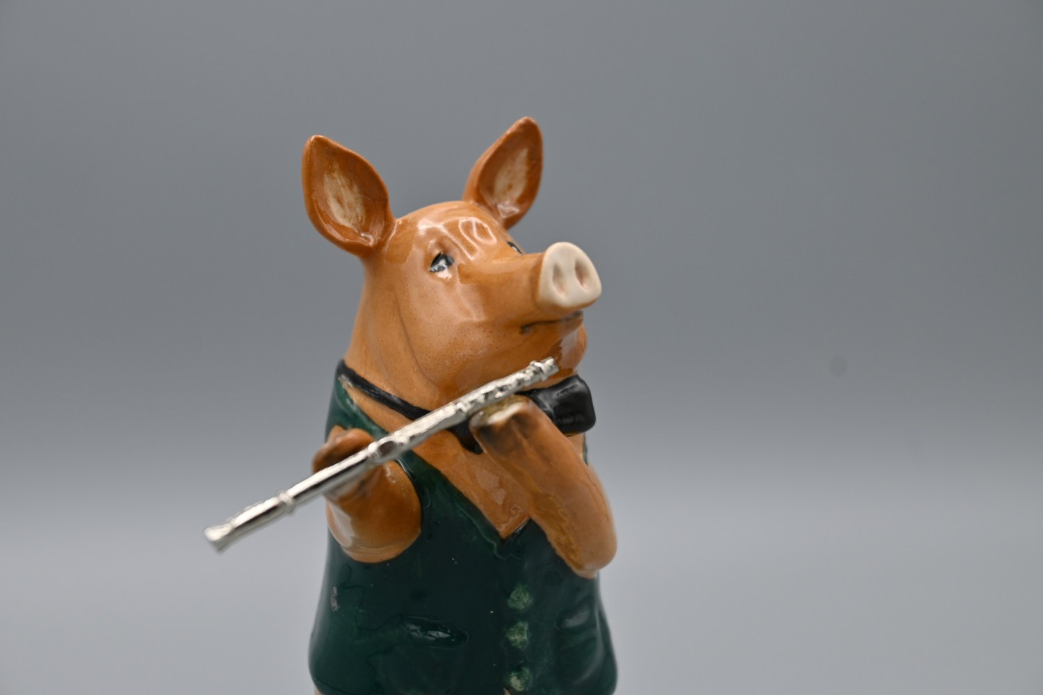 David-flutist-pig-VM-Collectables4