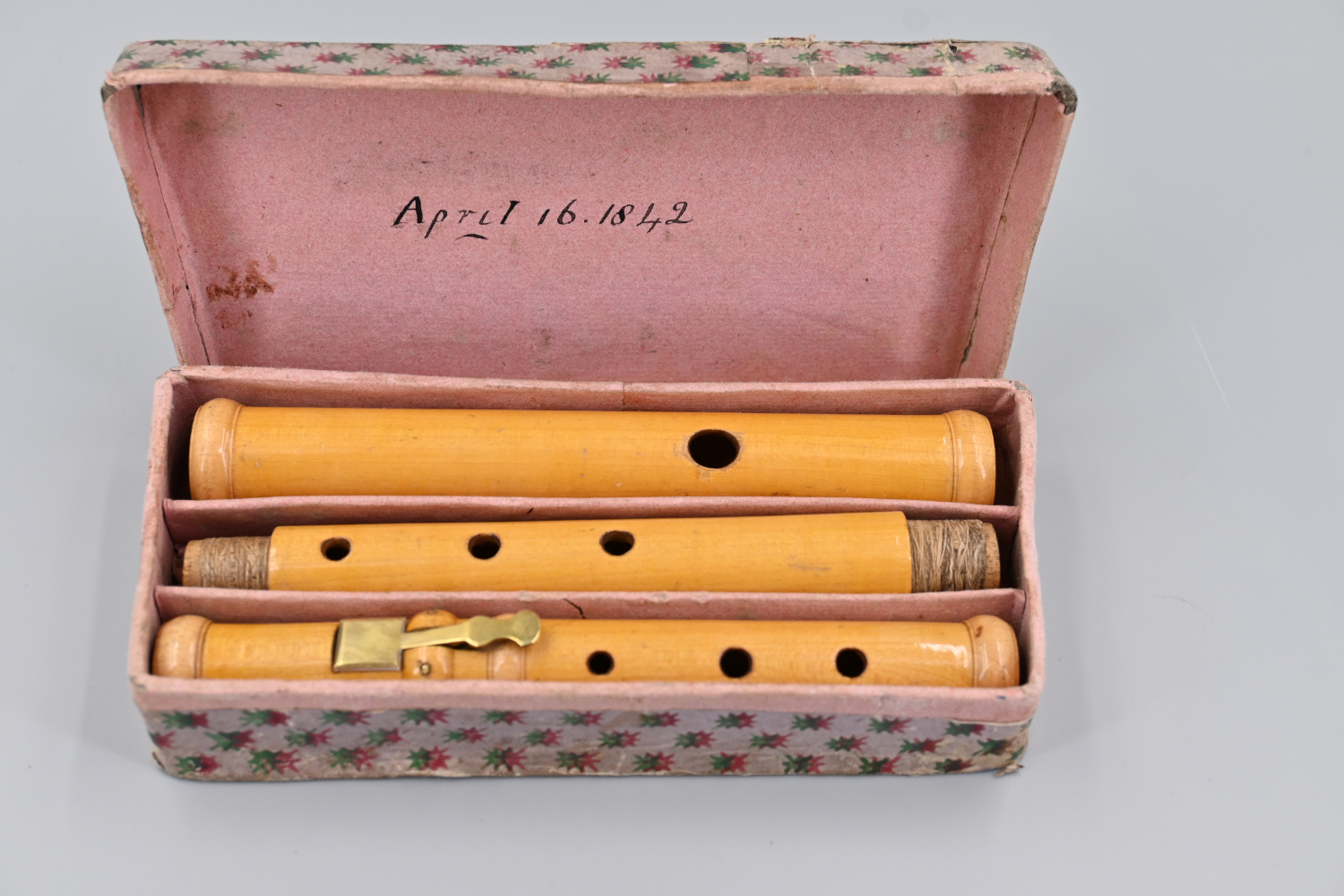 Presentation-Flute-in-box-VM-Collectables2