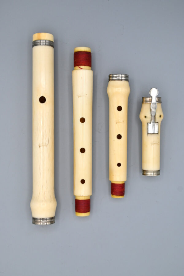 Ivory-flute-silver-rings-Cahusac-vm-collectables1