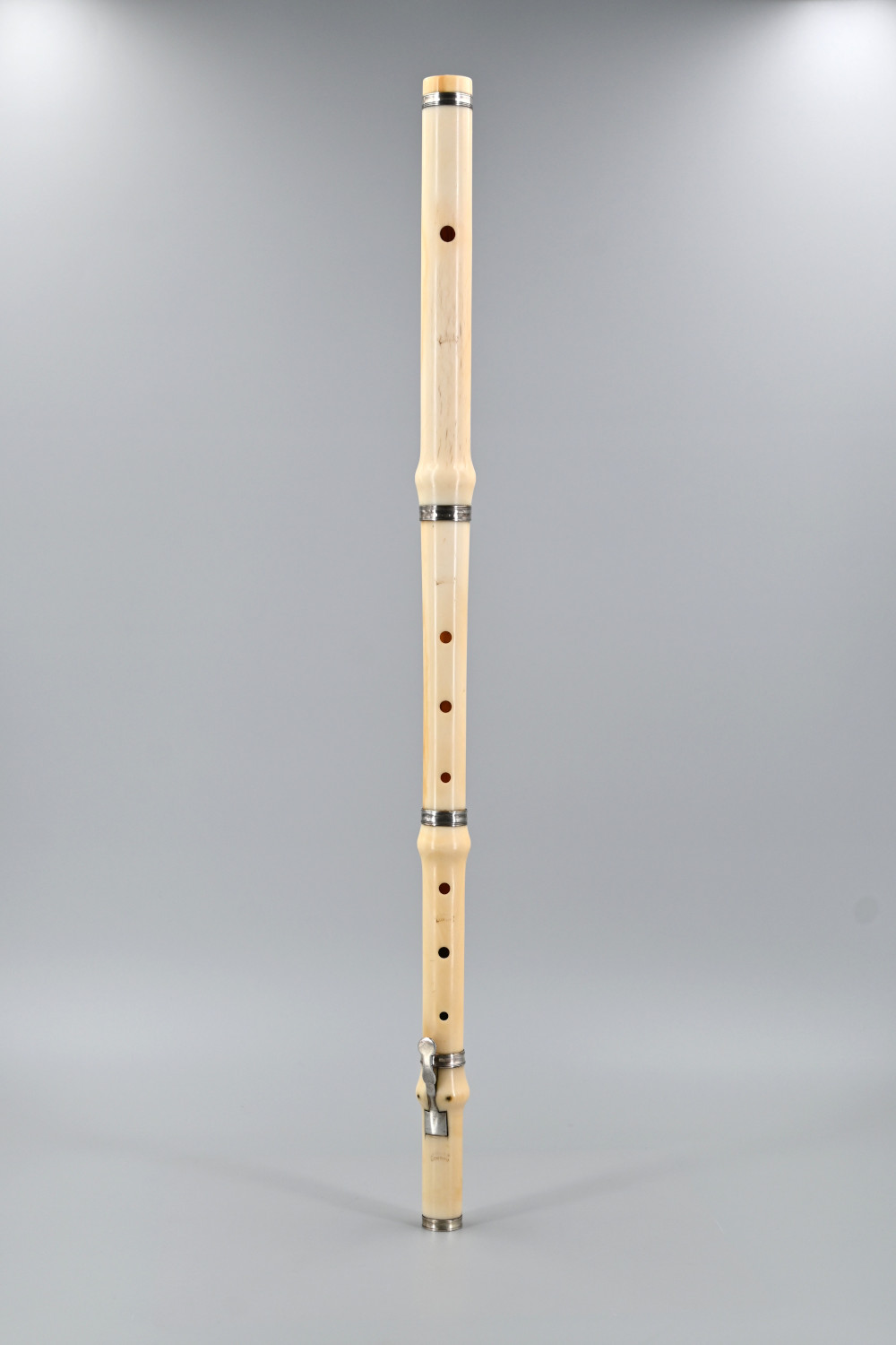 Ivory-flute-silver-rings-Cahusac-vm-collectables2