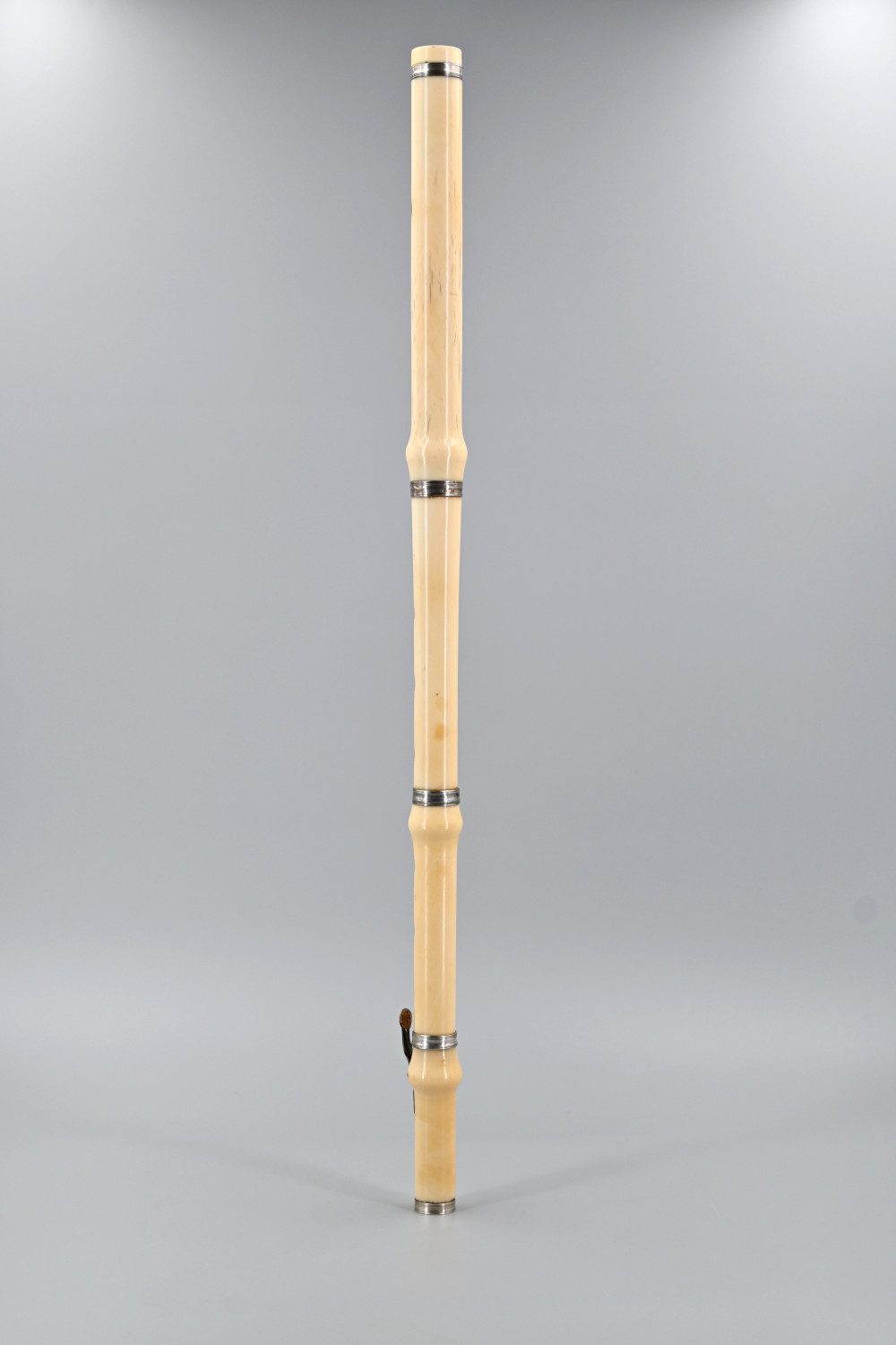 Ivory-flute-silver-rings-Cahusac-vm-collectables3