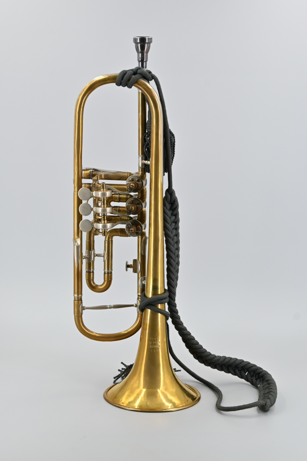 B-flat trumpet-Hug-vm-collectables1