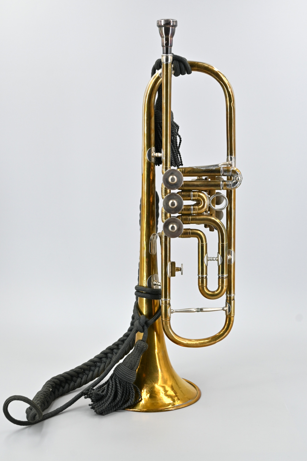 B-flat trumpet-Hug-vm-collectables3