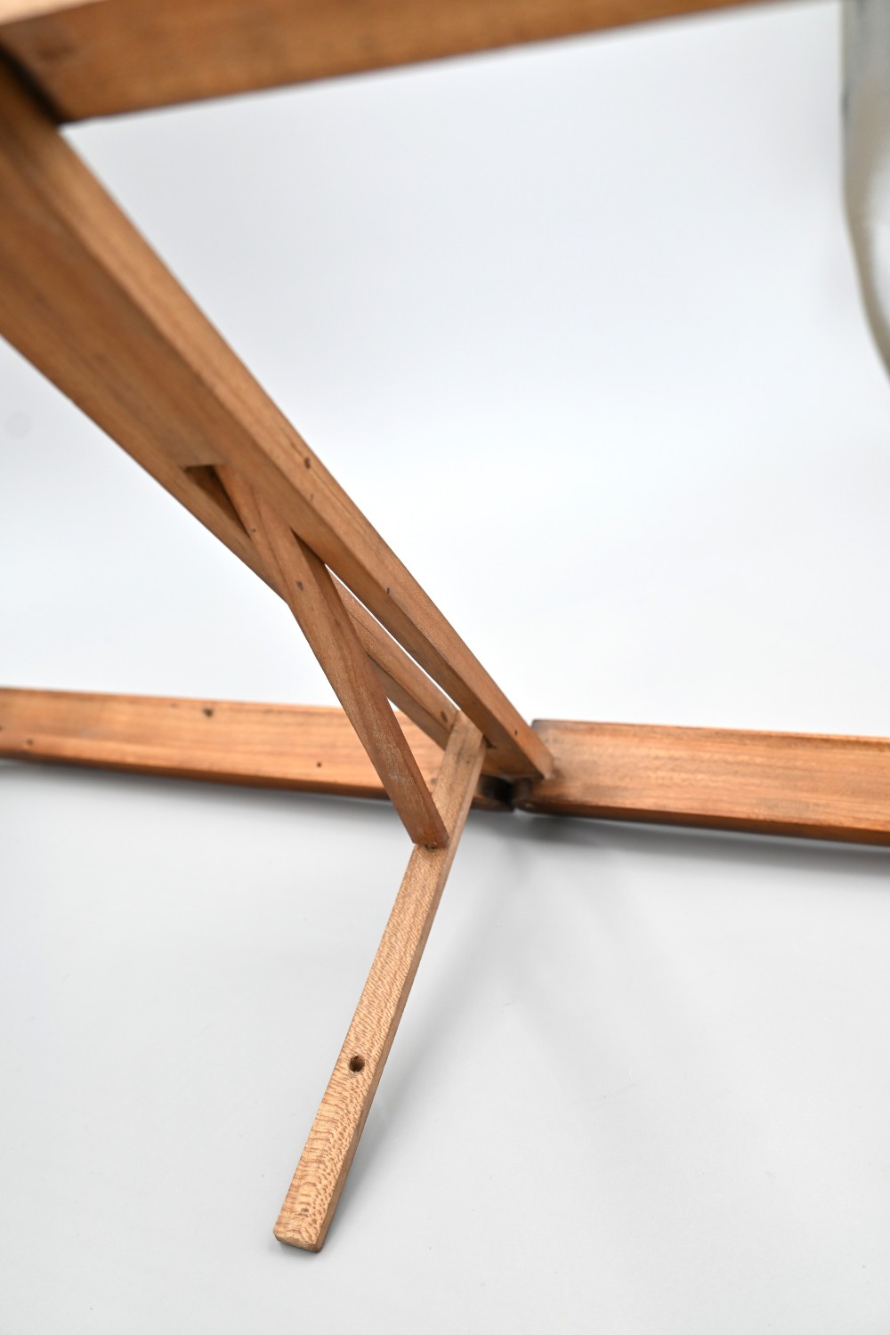 Antique-English-foldable-campaign-music-stand-4