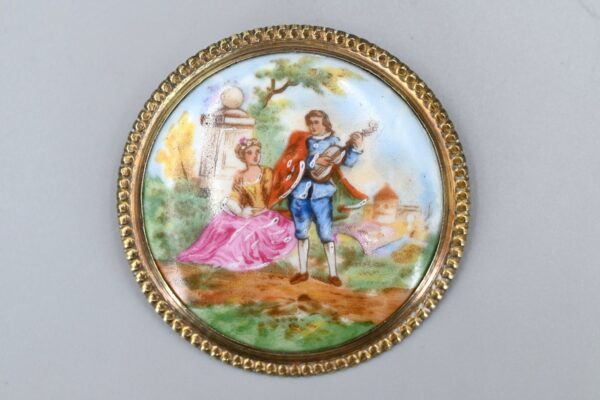 Fragonard-style-brooch-VM-Collectables-2