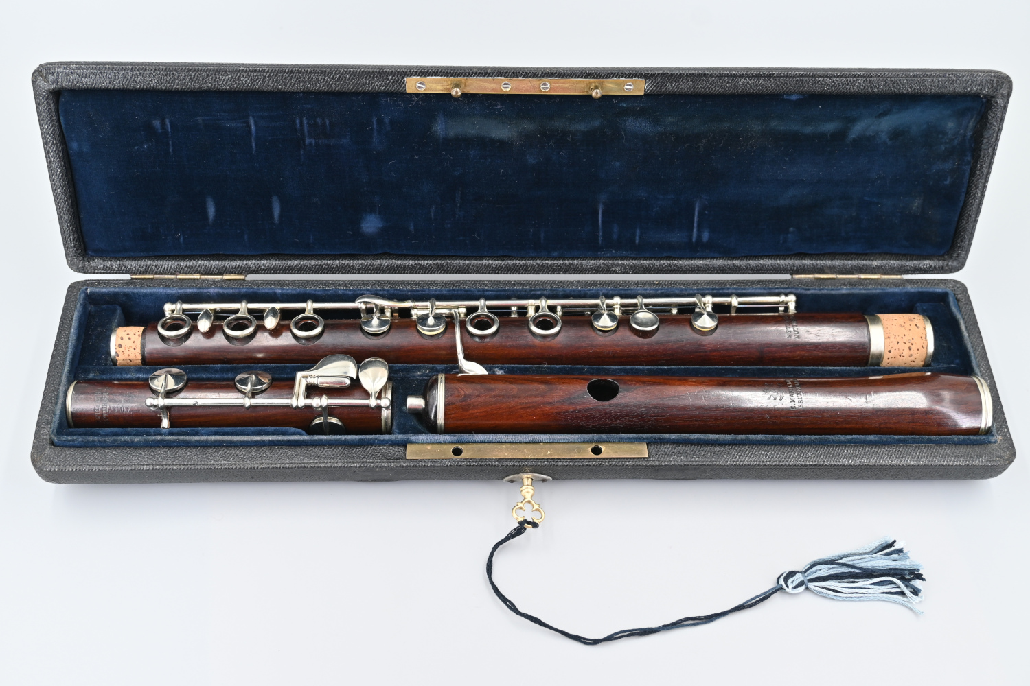 Conical-ring-key-flute-Mahillon-vm-collectables1