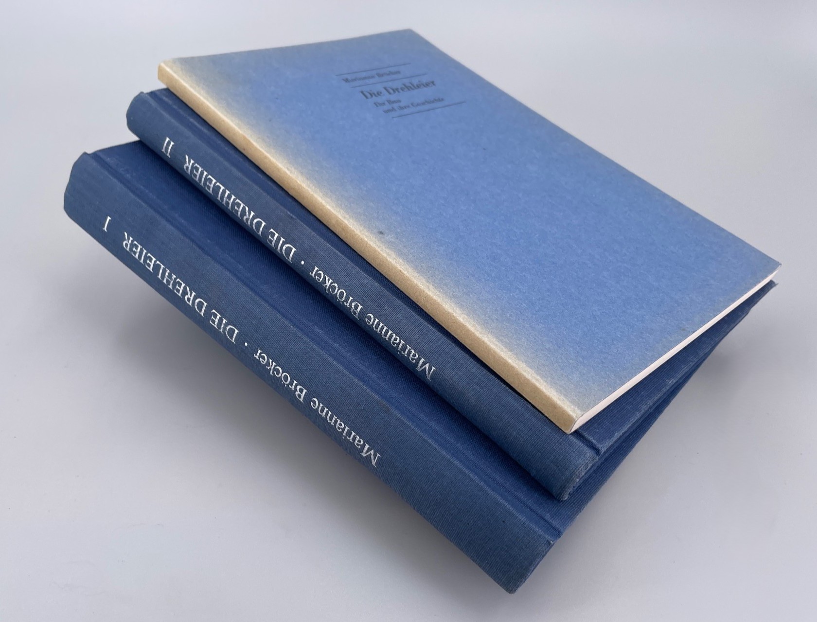 Used book Die Drehleier. Ihr Bau und ihre Geschichte – BRÖCKER, Marianne-1